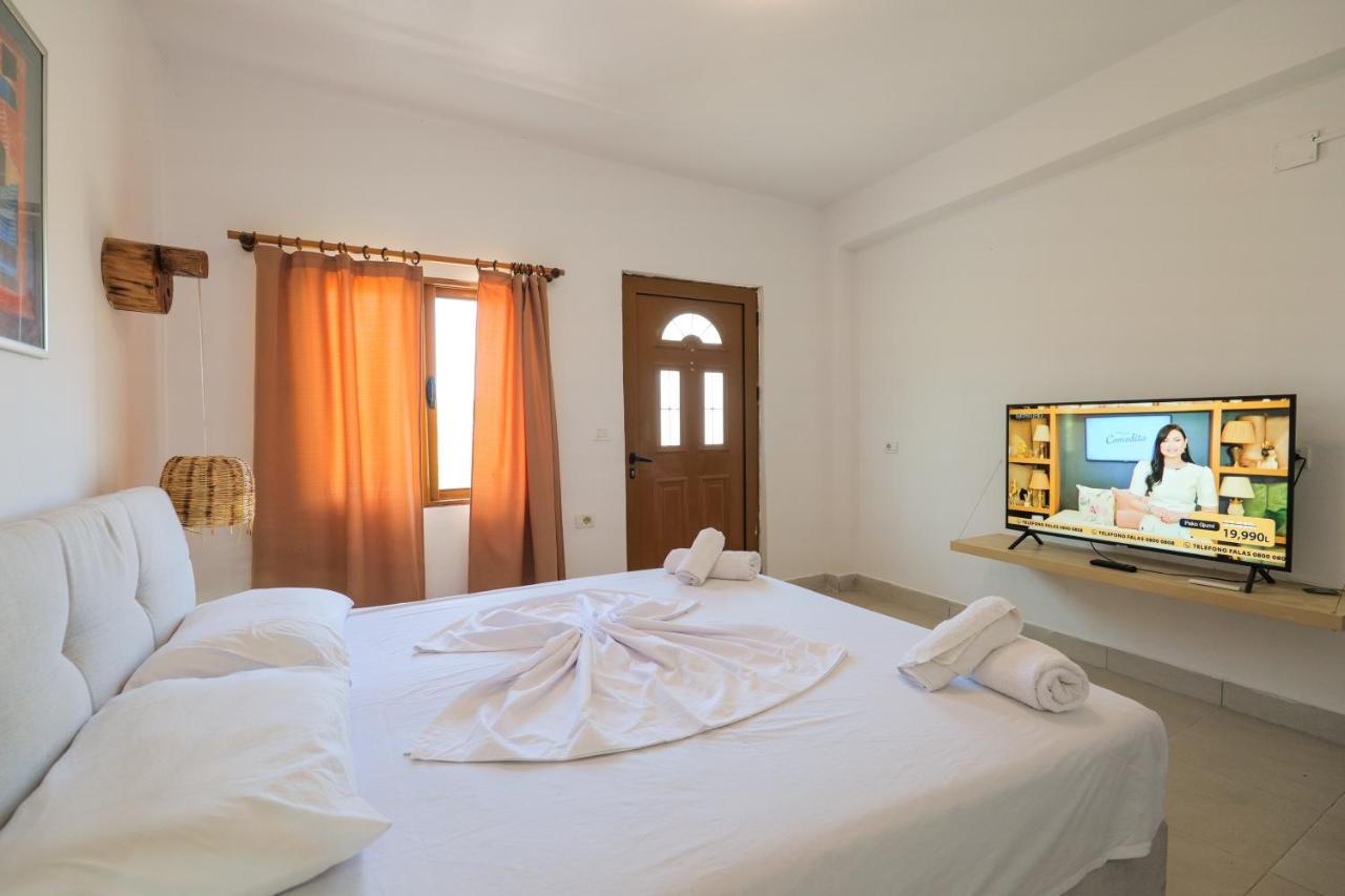 קסאמיל Garden Villa Lake Side & Glamping מראה חיצוני תמונה