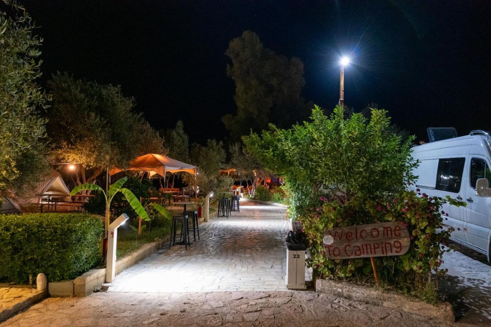 קסאמיל Garden Villa Lake Side & Glamping מראה חיצוני תמונה