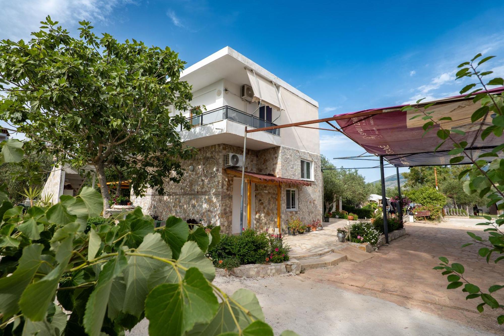 קסאמיל Garden Villa Lake Side & Glamping מראה חיצוני תמונה