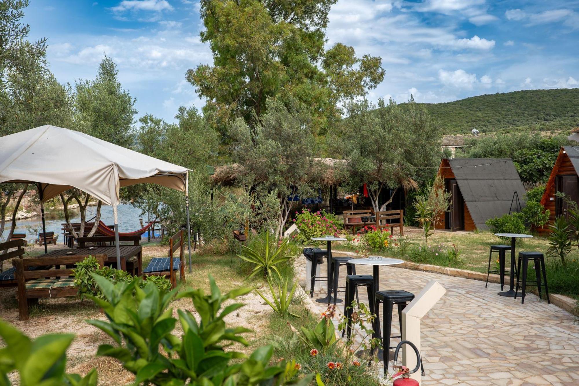 קסאמיל Garden Villa Lake Side & Glamping מראה חיצוני תמונה
